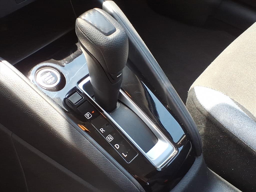 2025 Nissan Versa Sedan SV - Photo 32