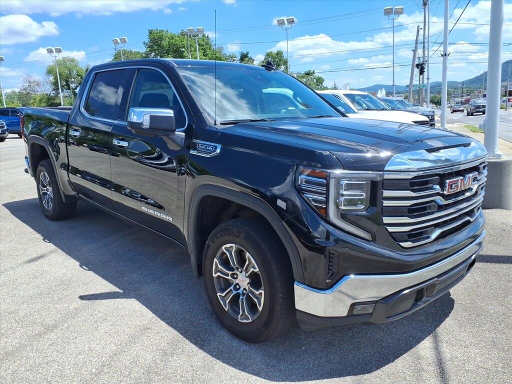 Used 2025 GMC Sierra 1500 SLT Truck