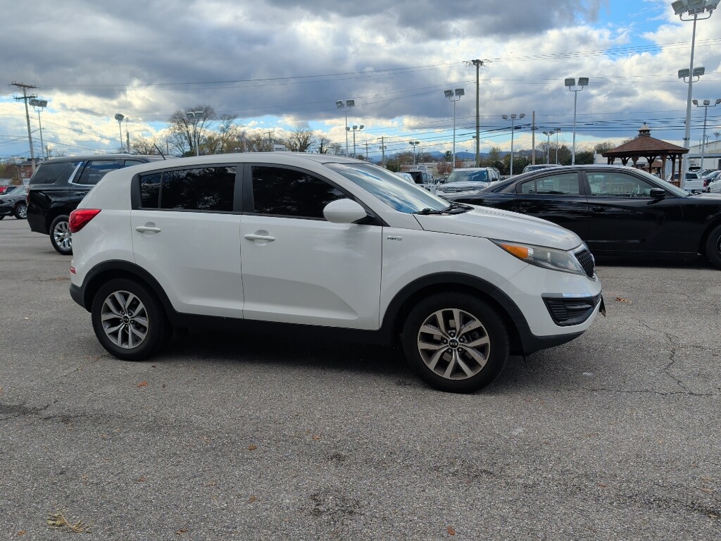 2015 Kia Sportage LX photo 4