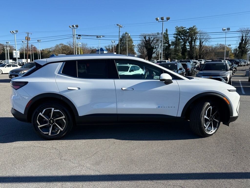 New 2026 Chevrolet Equinox EV LT SUV