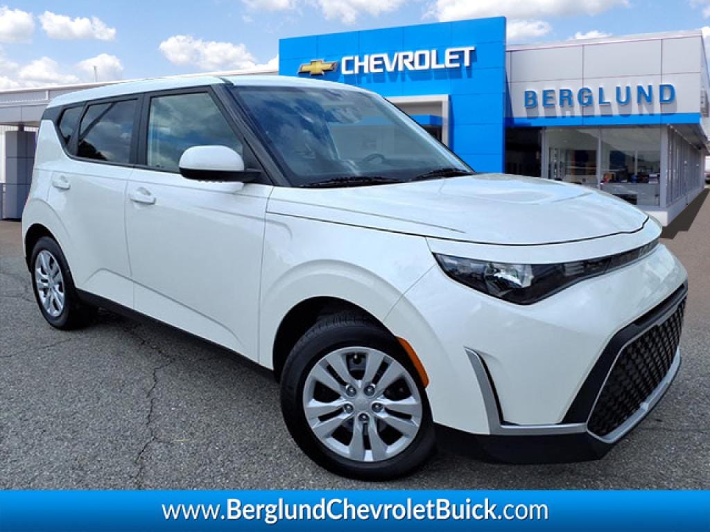 Used 2023 Kia Soul LX Crossover