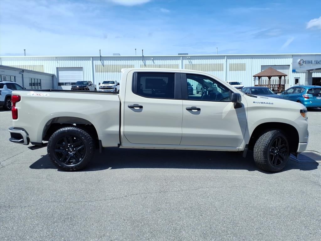 New 2026 Chevrolet Silverado 1500 Custom Truck