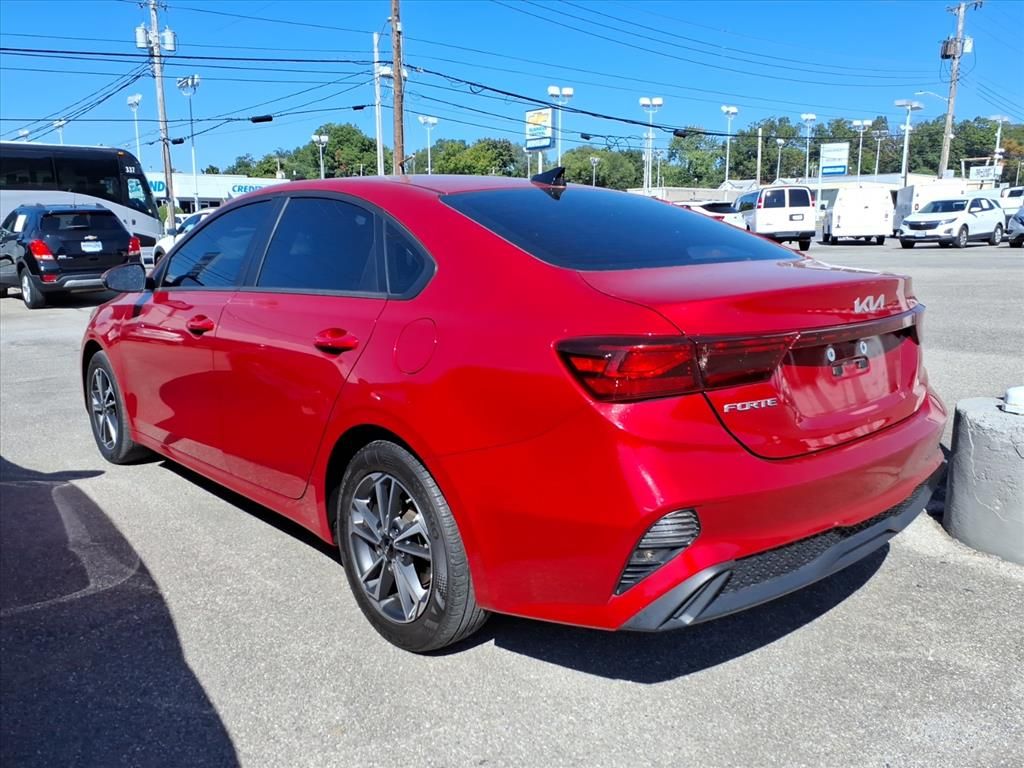 2023 Kia Forte LXS photo 4