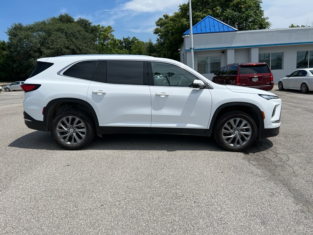 Used 2026 Buick Enclave Preferred SUV