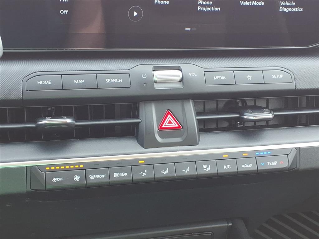2025 Kia K4 LXS - Photo 30