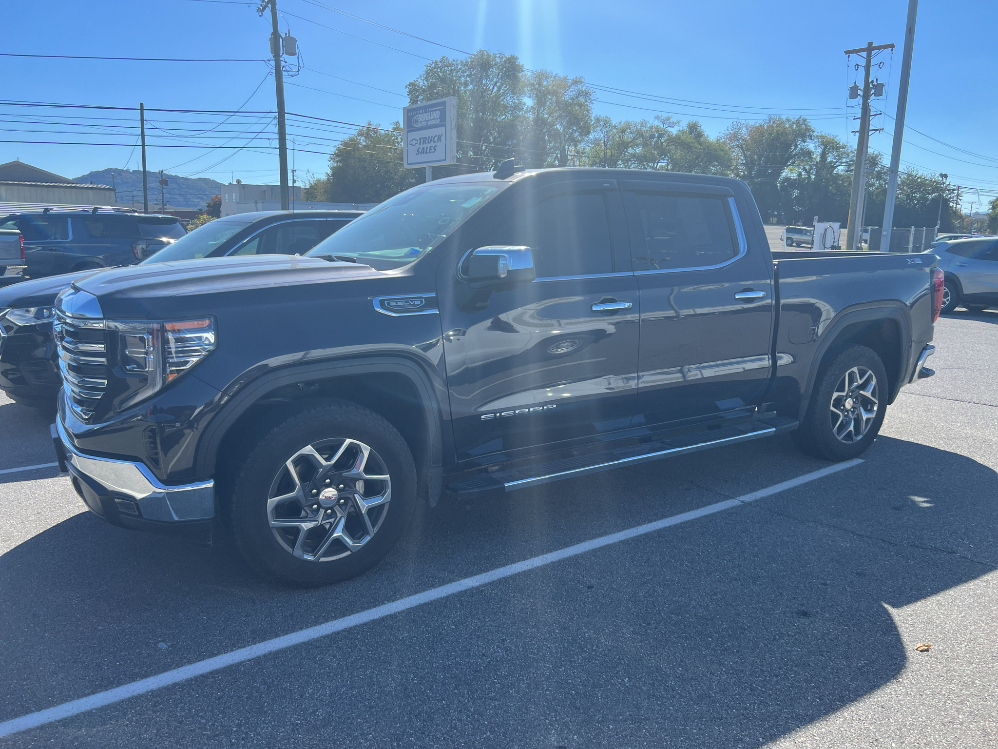 Used 2023 GMC Sierra 1500 SLT Truck