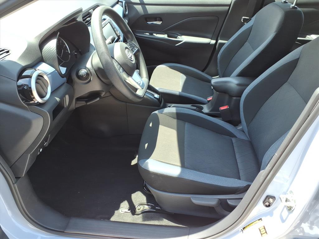 2025 Nissan Versa Sedan SV - Photo 12