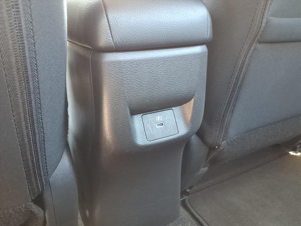 2025 Nissan Versa Sedan SV - Photo 16