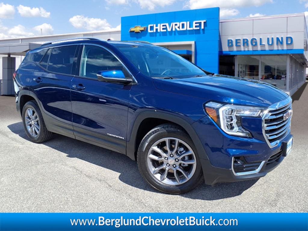 Used 2022 GMC Terrain SLT SUV