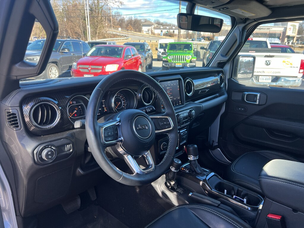 Used 2023 Jeep Gladiator Overland Crew Cab