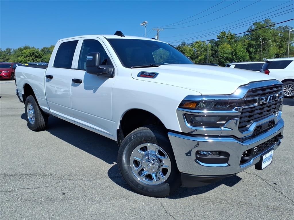 New 2026 Ram 2500 TRADESMAN CREW CAB 4X4 6'4 BOX Pickup