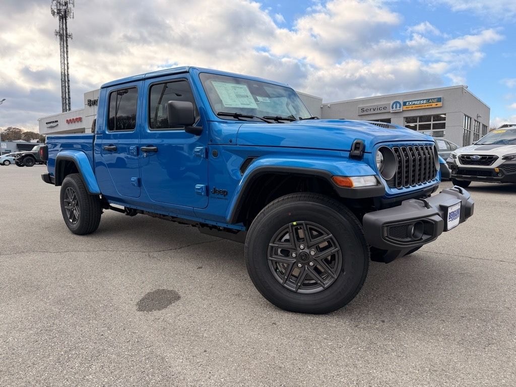 New 2026 Jeep Gladiator SPORT S 4X4 Pickup