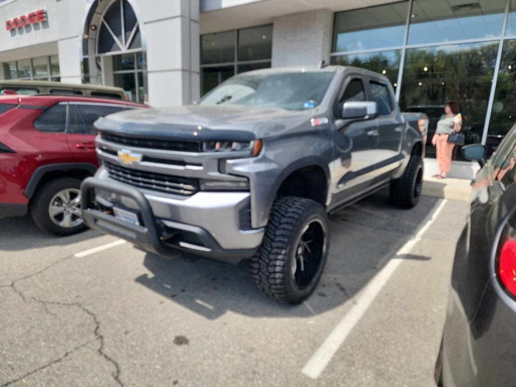 Used 2021 Chevrolet Silverado LT Crew Cab