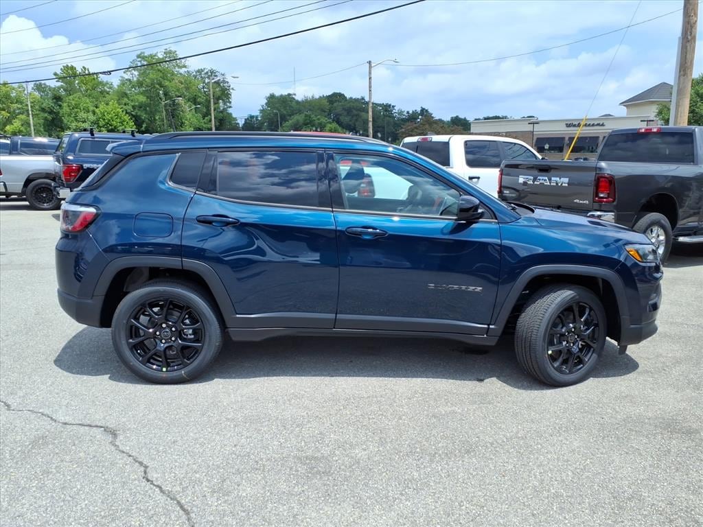 New 2026 Jeep Compass LATITUDE ALTITUDE 4X4 Sport Utility