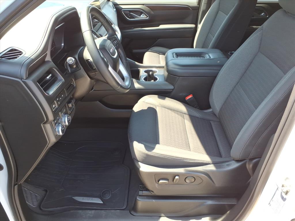 2023 GMC Yukon XL SLE - Photo 11