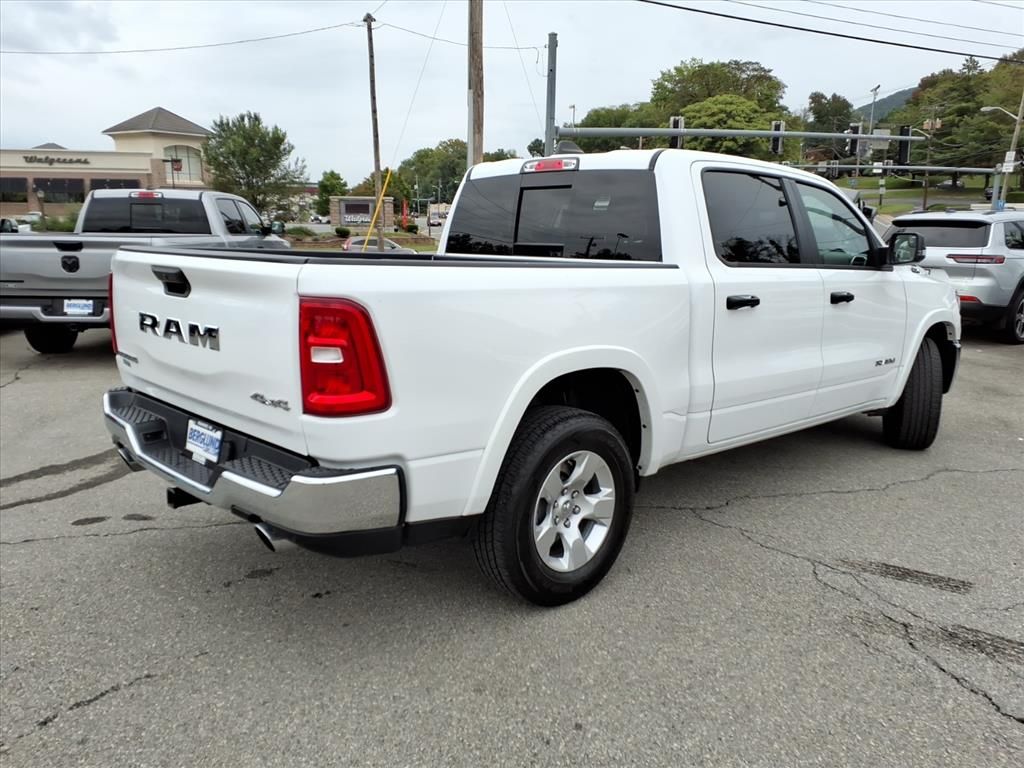 2025 Ram 1500 Big Horn photo 3