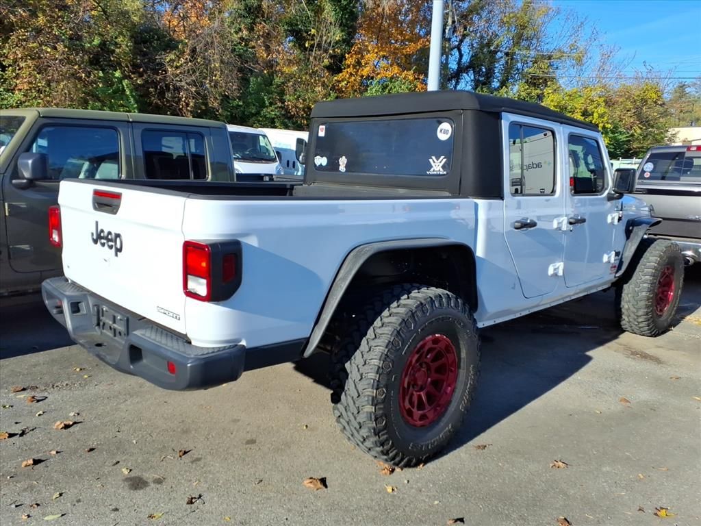2020 Jeep Gladiator Sport S photo 2