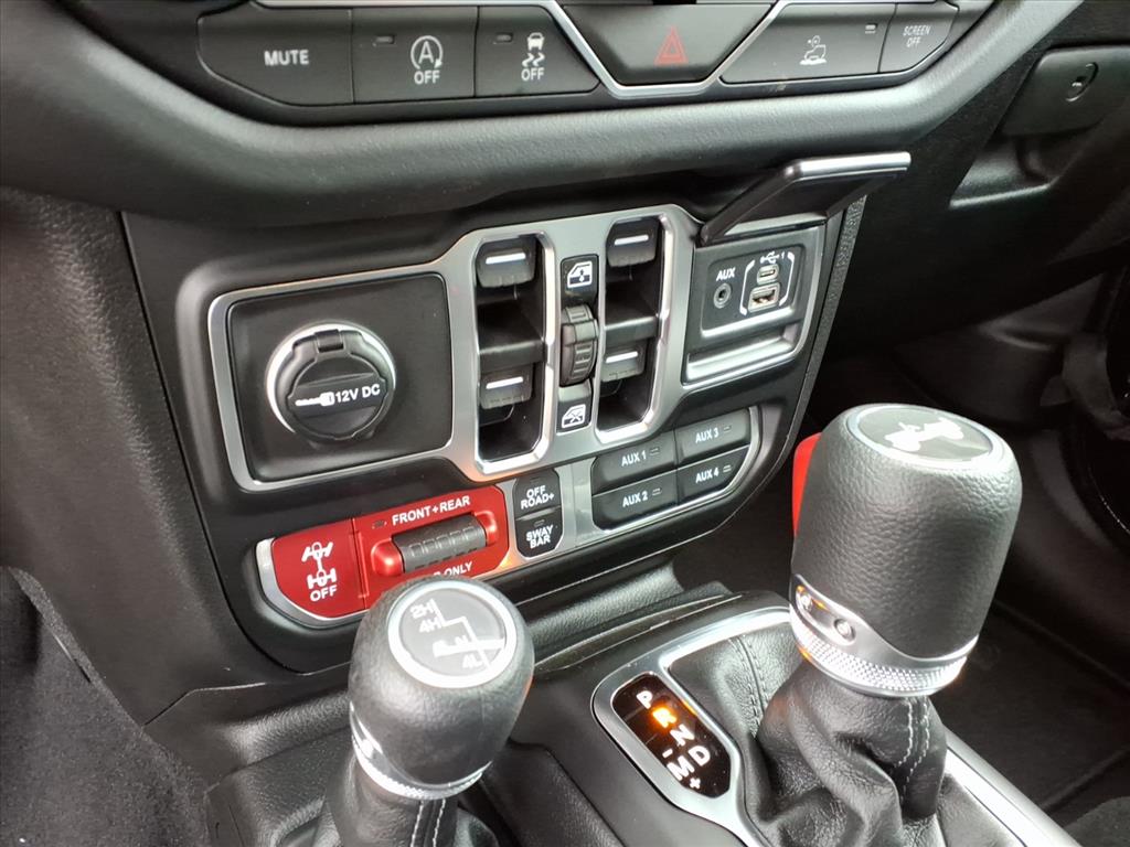 2025 Jeep Wrangler 4-Door Rubicon - Photo 25