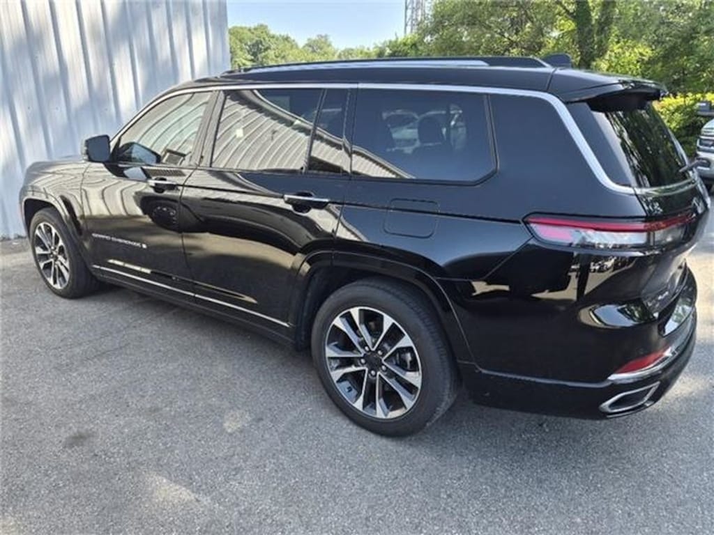 Used 2023 Jeep Grand Cherokee L Overland Sport Utility
