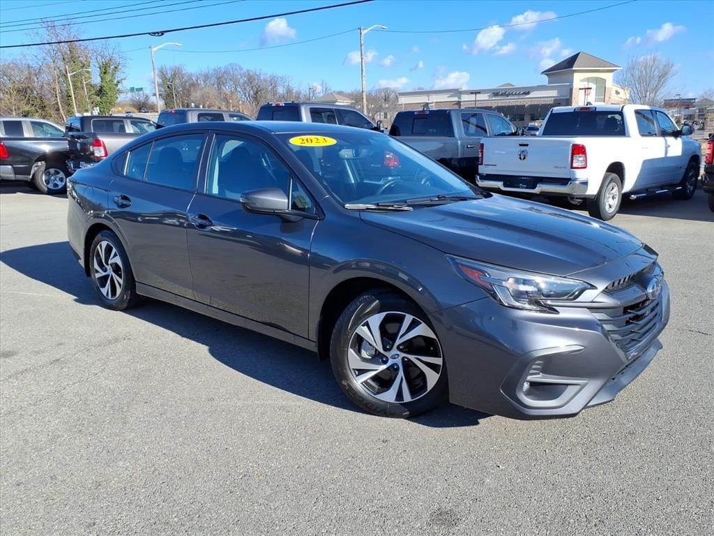 2023 Subaru Legacy Premium's photo
