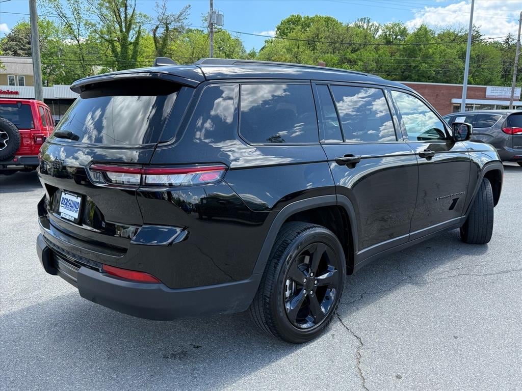 Used 2023 Jeep Grand Cherokee L Altitude Sport Utility
