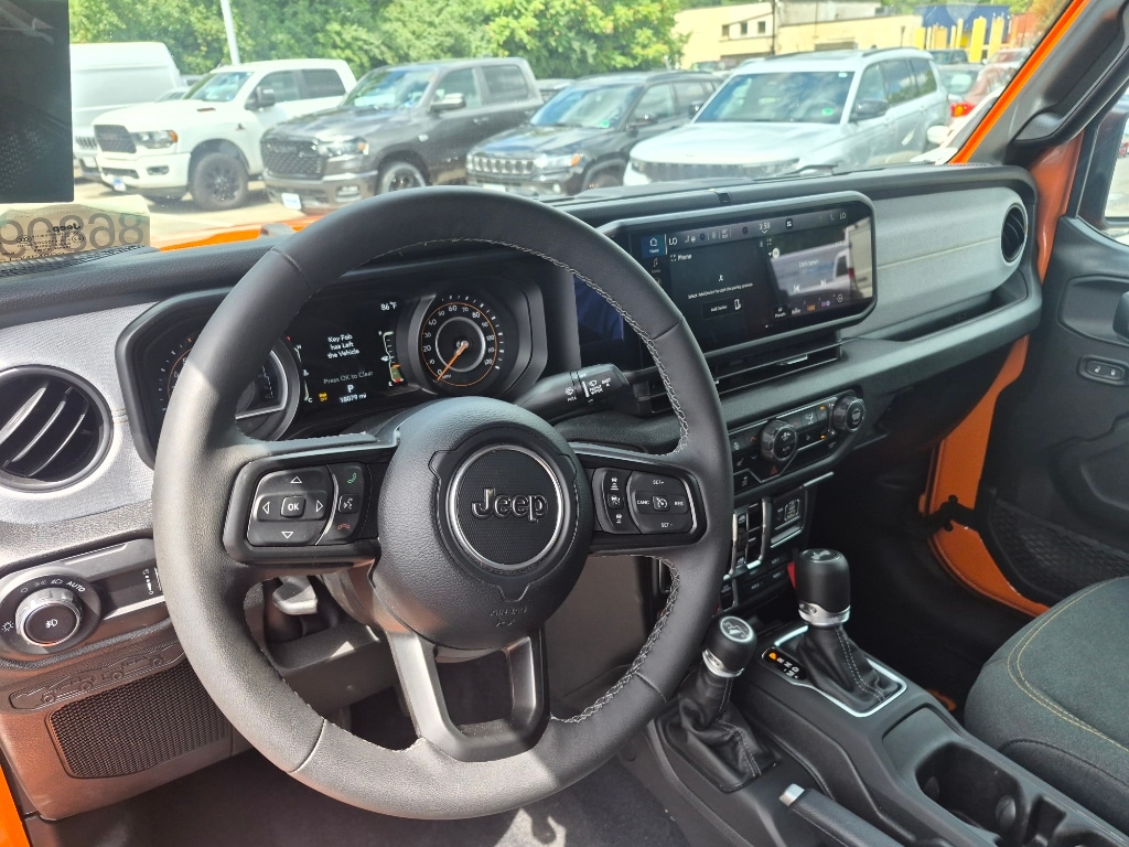 Used 2025 Jeep Wrangler Willys Sport Utility