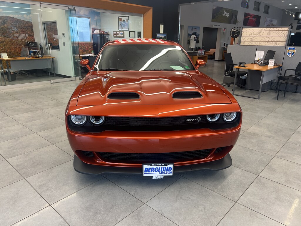 2023 Dodge Challenger SRT8 Hellcat photo 4