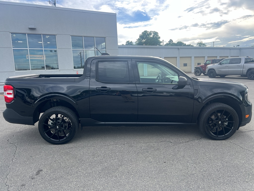 Used 2025 Ford Maverick XL SuperCrew