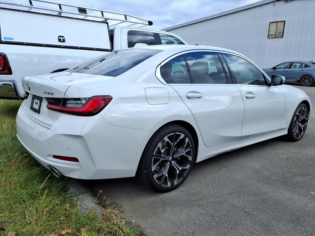 2025 Bmw 330i photo 3