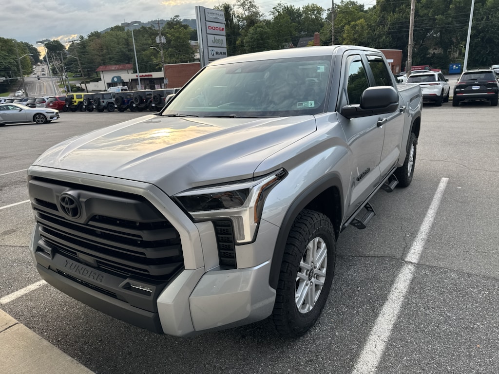 Used 2025 Toyota Tundra SR5 CrewMax