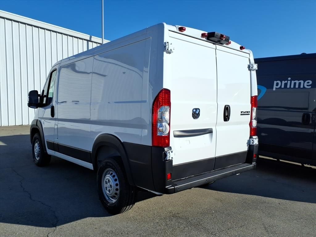New 2025 Ram ProMaster PROMASTER 1500 TRADESMAN CARGO VAN LOW ROOF 118' W Cargo Van