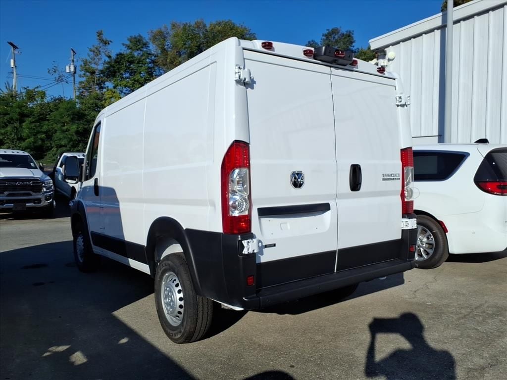 New 2025 Ram ProMaster PROMASTER 1500 TRADESMAN CARGO VAN LOW ROOF 118' W Cargo Van