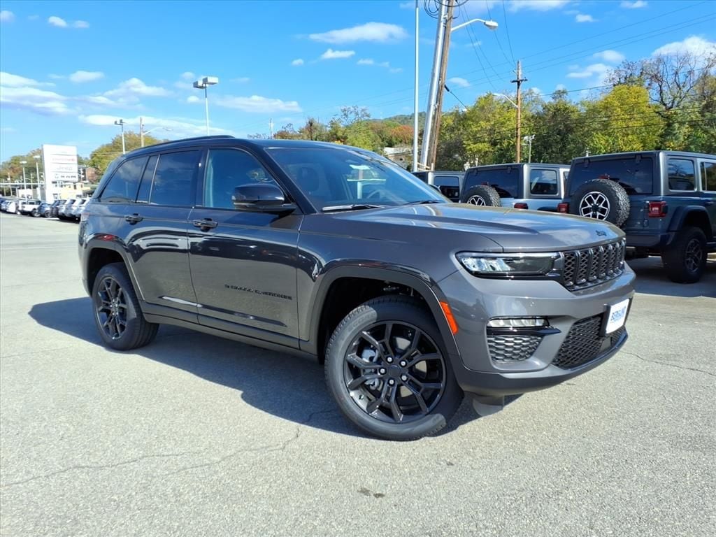 New 2025 Jeep Grand Cherokee LIMITED 4X4 Sport Utility