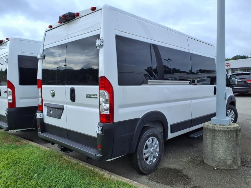 New 2024 Ram ProMaster PROMASTER 2500 SLT+ WINDOW VAN HIGH ROOF 159' WB Cargo Van