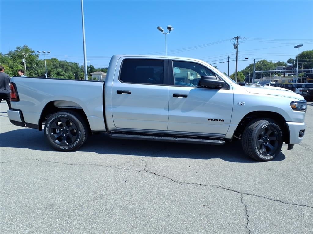 New 2026 Ram 1500 Express Crew Cab 4x4 5'7 Box Pickup