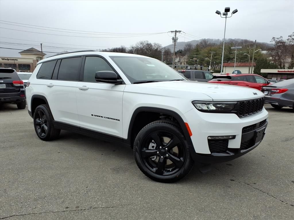 2025 Jeep Grand Cherokee L Limited's photo