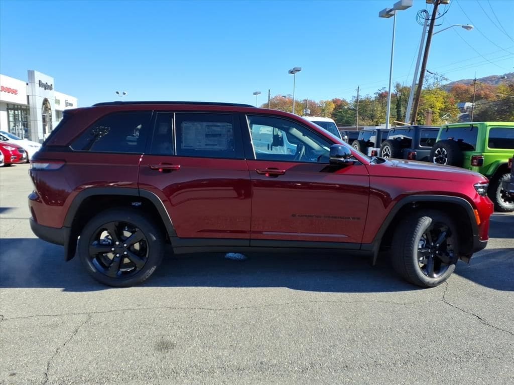 New 2025 Jeep Grand Cherokee LIMITED 4X4 Sport Utility