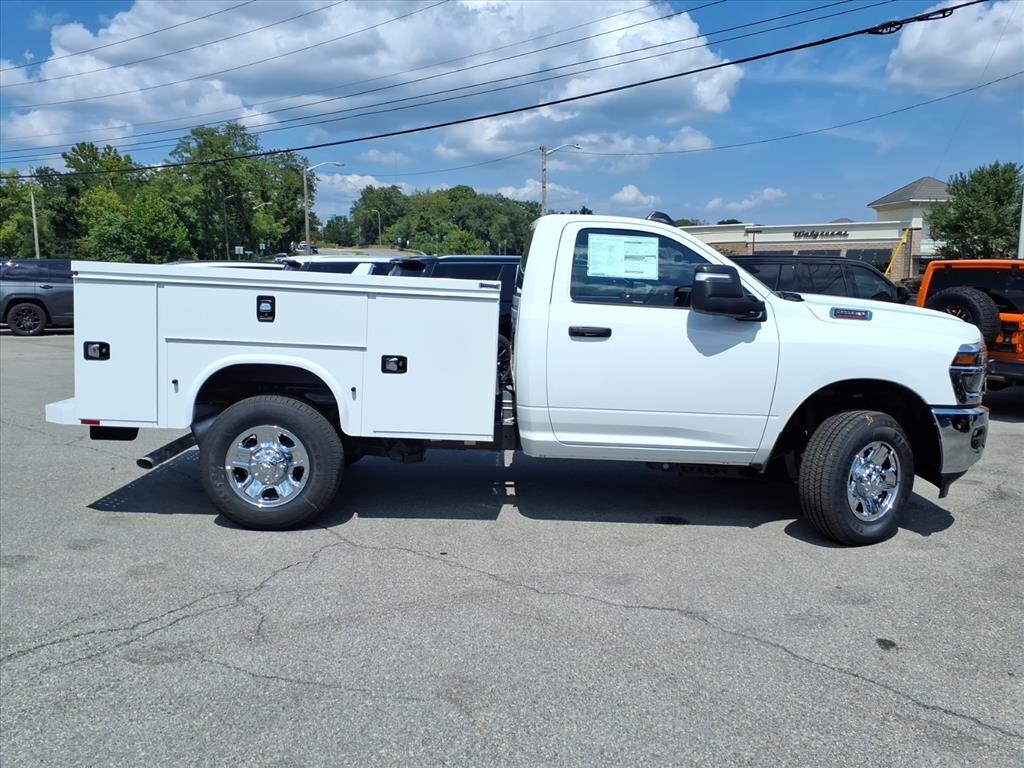 New 2026 Ram 2500 TRADESMAN REGULAR CAB 4X4 8' BOX Pickup