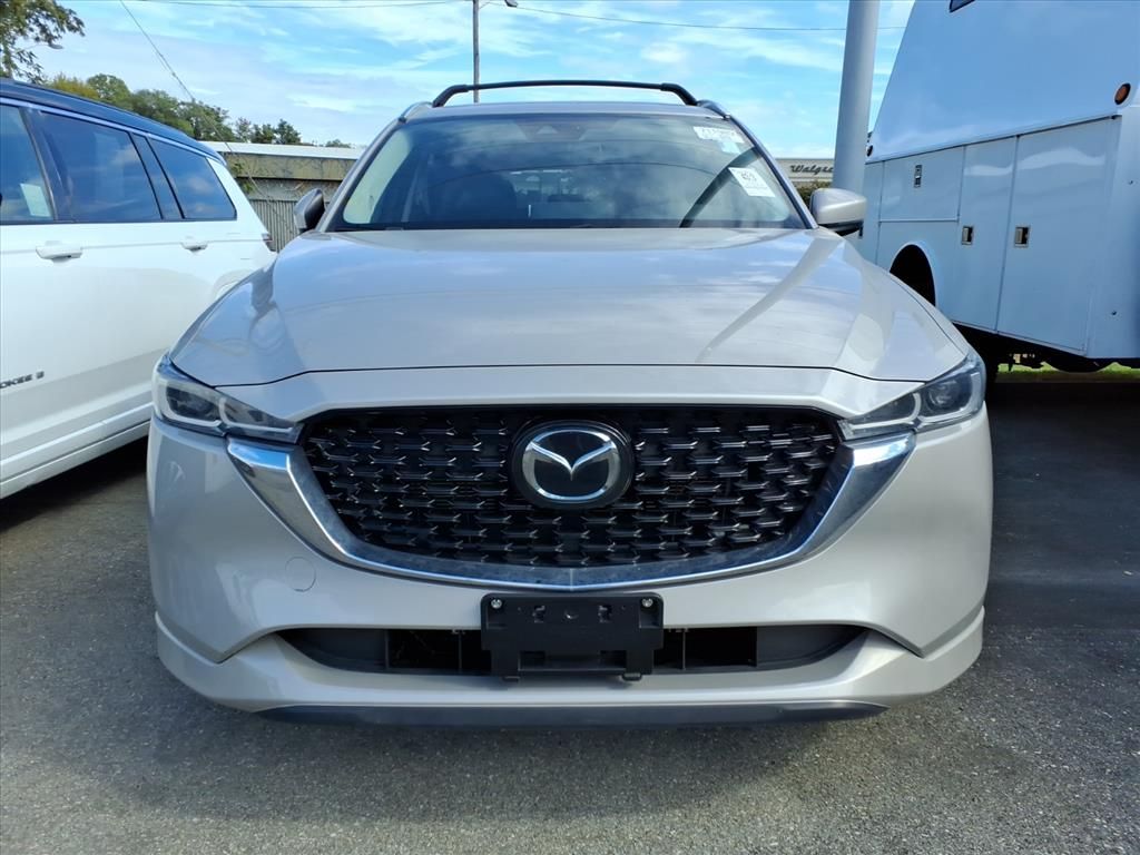 2025 Mazda CX-5 2.5 Select photo 4