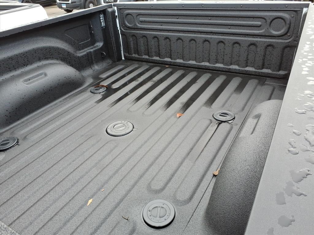 New 2026 Ram 2500 TRADESMAN CREW CAB 4X4 6'4 BOX Pickup