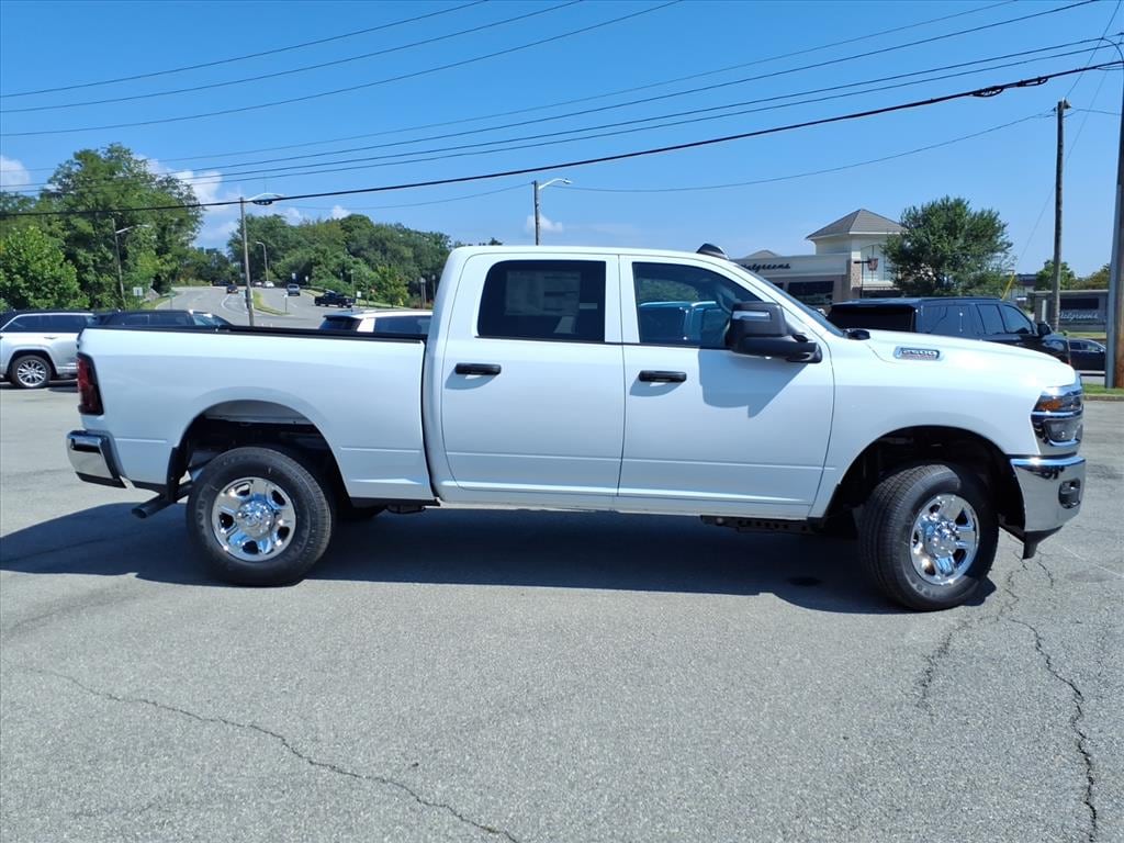 New 2026 Ram 2500 TRADESMAN CREW CAB 4X4 6'4 BOX Pickup