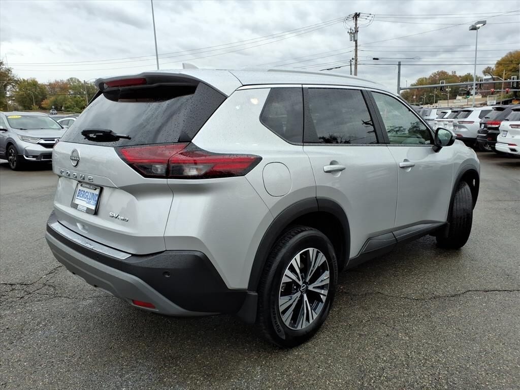 Used 2023 Nissan Rogue SV Sport Utility