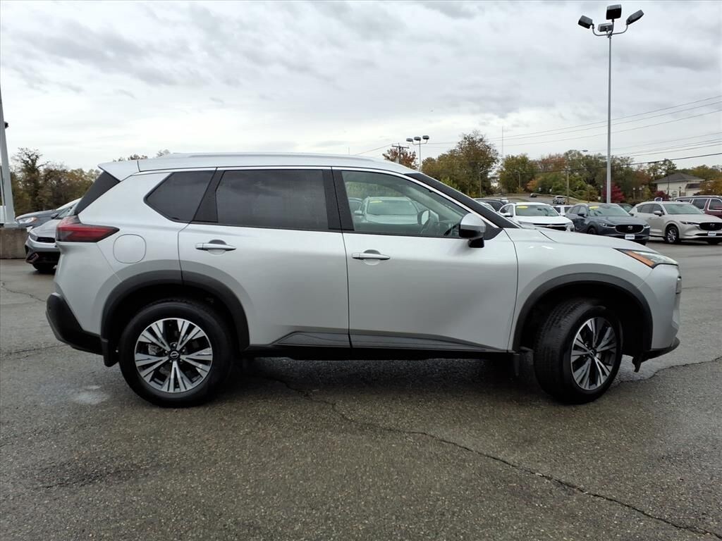 Used 2023 Nissan Rogue SV Sport Utility