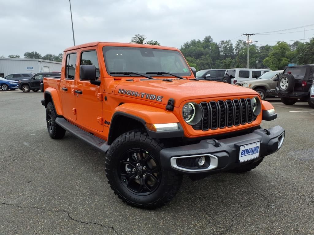 2025 Jeep Gladiator Sport photo 2