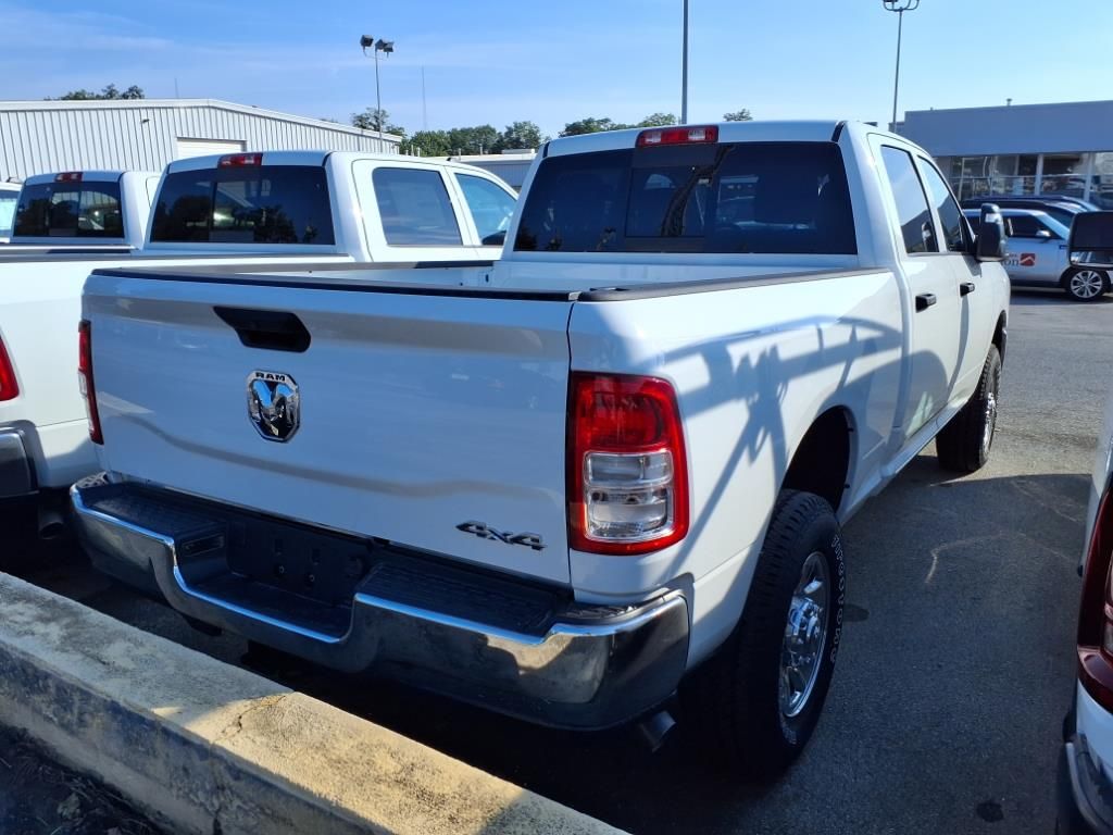 2024 Ram 2500 Tradesman photo 3