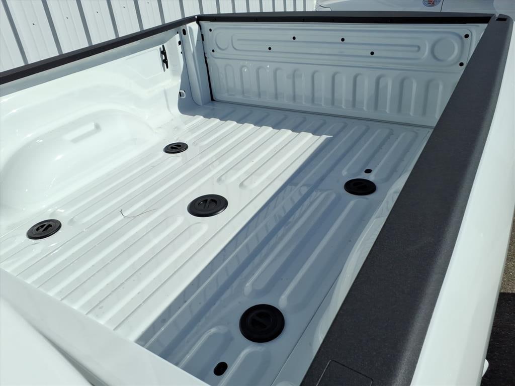 New 2026 Ram 2500 TRADESMAN CREW CAB 4X4 6'4 BOX Pickup