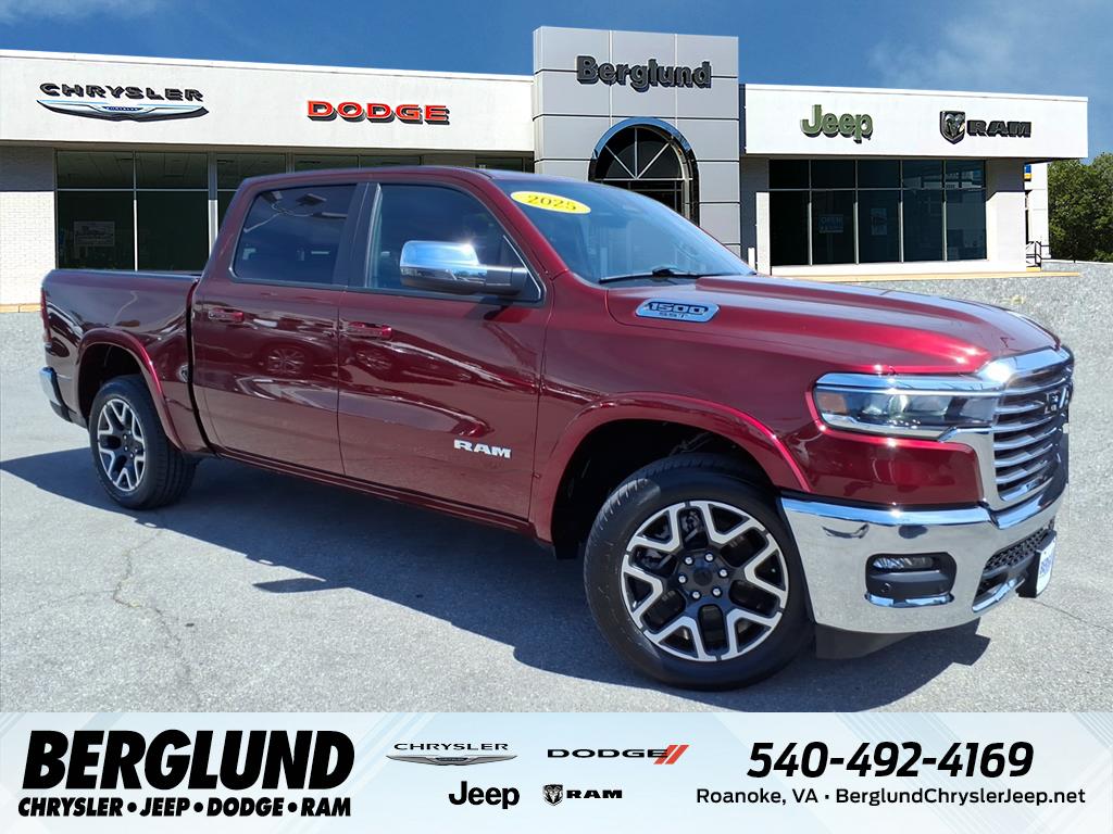 2025 RAM 1500 Laramie 4x4 Crew Cab 5'7's photo