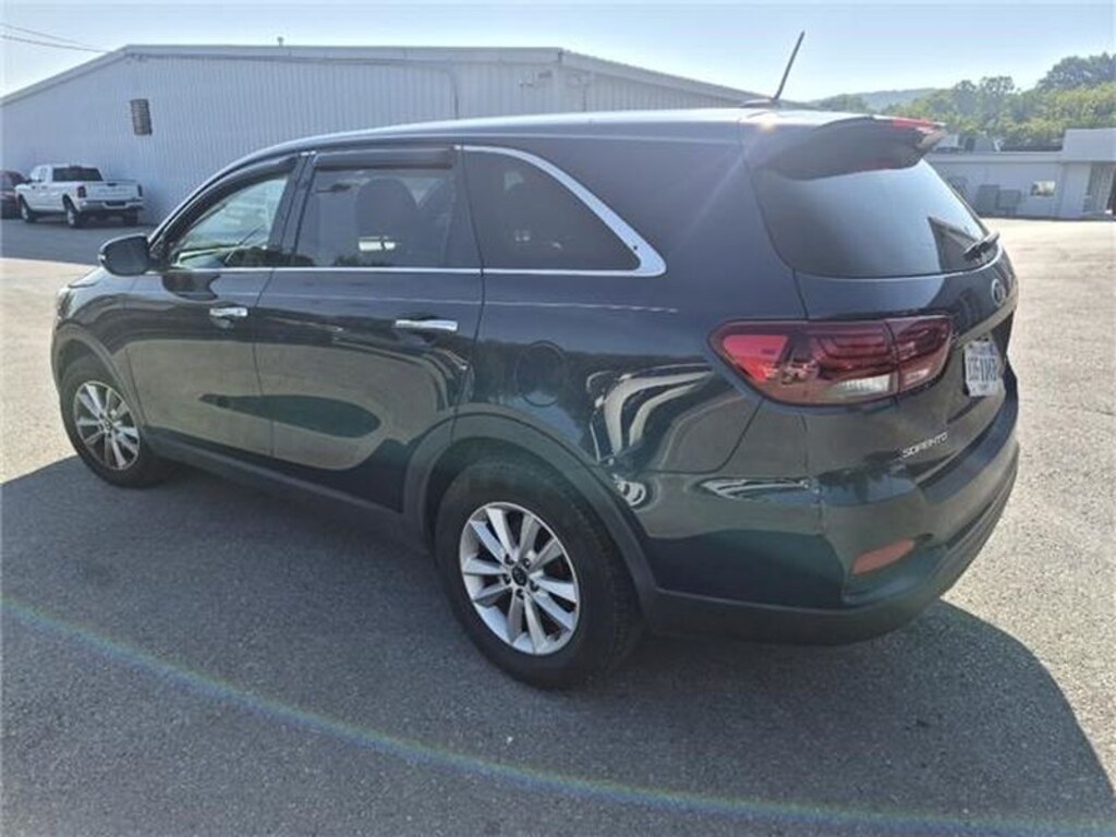 Used 2019 Kia Sorento LX Sport Utility