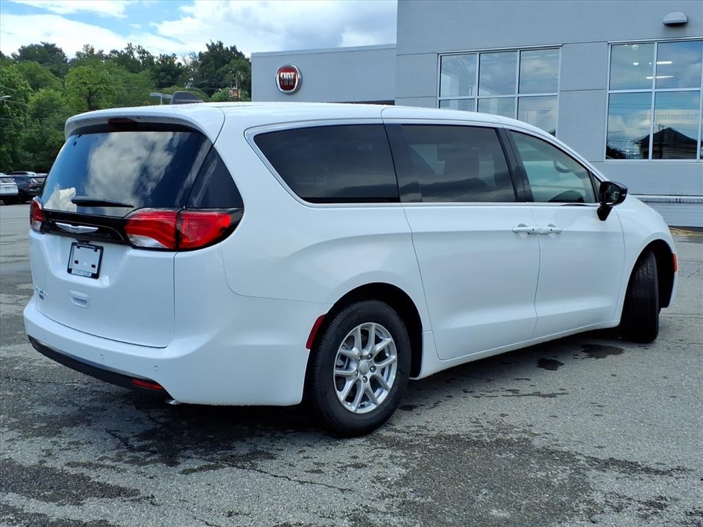 New 2027 Chrysler Pacifica LX Passenger Van