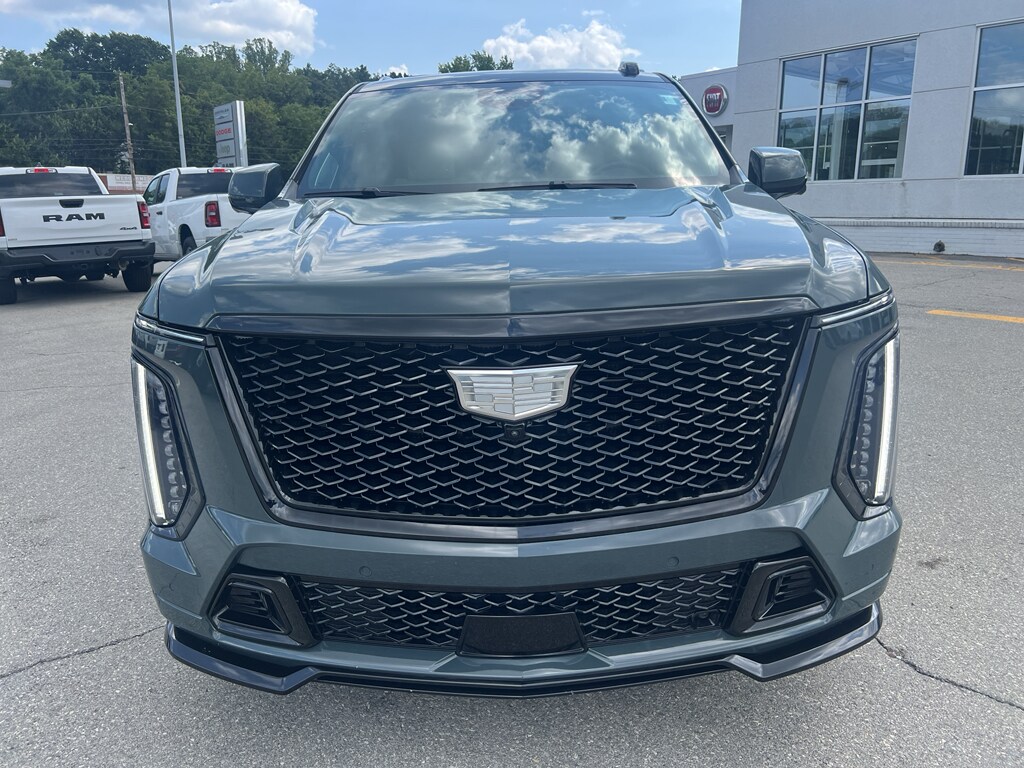 Used 2025 Cadillac Escalade AWD V-Series Sport Utility